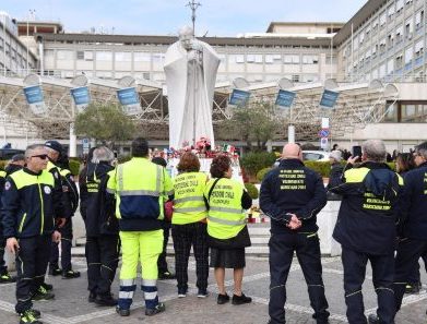 Noite tranquila para o Papa Francisco no Hospital Gemelli