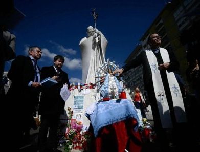 No Gemelli, o Papa dormiu bem durante a noite