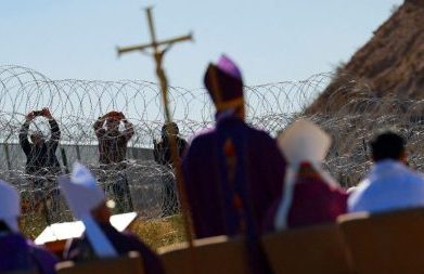 Papa: a coragem e tenacidade dos migrantes são testemunho heroico de fé