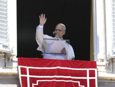 Papa: a humildade é a forma plena da liberdade, vem à tona quando aprendemos a servir