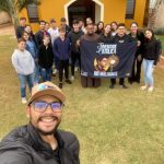 Juventude realiza missão porta a porta na Comunidade São Francisco, em Rio Brilhante