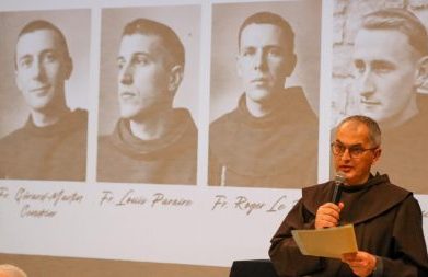 Quatro jovens frades franceses reconhecidos como mártires do apostolado católico.