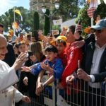 Papa em diálogo com os jovens: o que dá solidez à vida é o amor de Deus