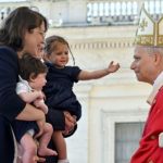 Amoris laetitia: Papa convoca bispos do mundo para encontro sobre a família em outubro