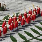 Papa confia à Maria os crucificados de hoje: rejeitar a guerra com o Rei da paz