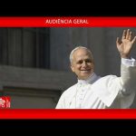 Papa: até o sofrimento, vivido em união com Jesus, é caminho para a santidade