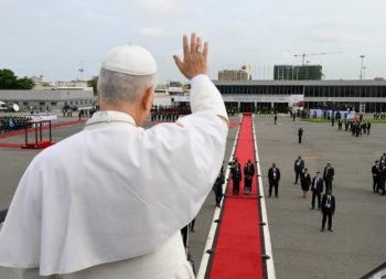 Leão XIV deixa Angola para seguir à Guiné Equatorial, última etapa na África