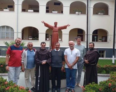 Encontro de Formação Permanente reúne Guardiães e Coordenadores de Fraternidades em Campo Grande