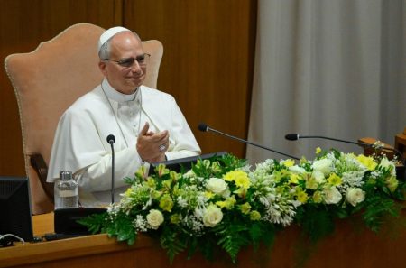 O Papa apresenta a Magnifica humanitas: "Desarmar a IA"