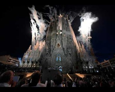 Leão XIV na Sagrada Família: não podemos acreditar em Jesus e promover a guerra