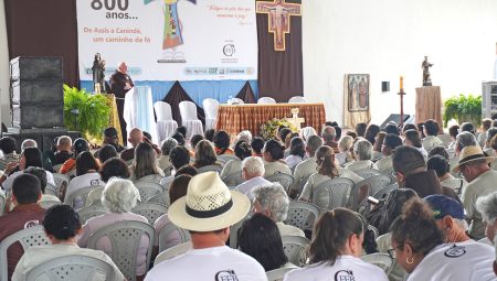 Capítulo das Esteiras reuniu a Família Franciscana em Canindé em dias de fé, fraternidade e missão
