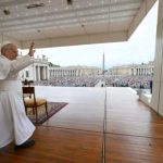 Papa: participar das procissões de Corpus Christi é um testemunho corajoso de fé