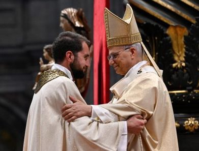 Papa escreve aos sacerdotes: o Coração de Cristo é o coração dos santos