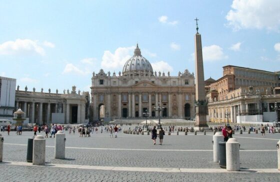 Papa assina a nova “Constituição” do Estado da Cidade do Vaticano