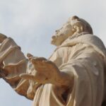 Francisco e as perguntas que atravessam os séculos