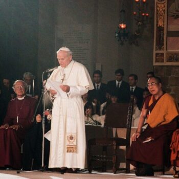 Papa Leão em Assis, 40 anos após o encontro histórico promovido por Wojtyła