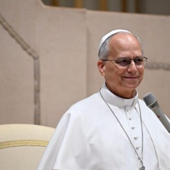 Papa Leão será internado na terça-feira, 13 de outubro
