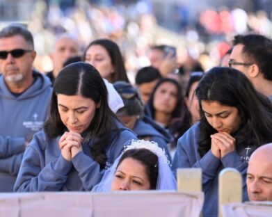Papa a participantes do encontro de 10 anos de Amoris laetitia: rezem por mim, e eu rezo por vocês