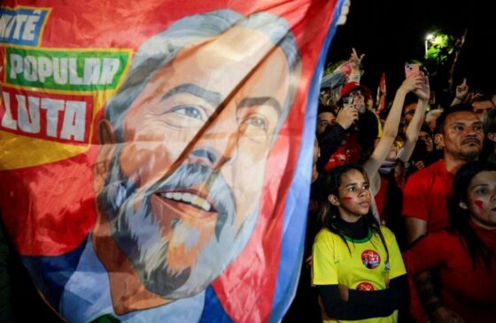Lula é reeleito presidente do Brasil no segundo turno com 51,79% dos votos válidos