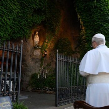 O Papa: redescobrir Maria como pilar do diálogo e caminho para a paz